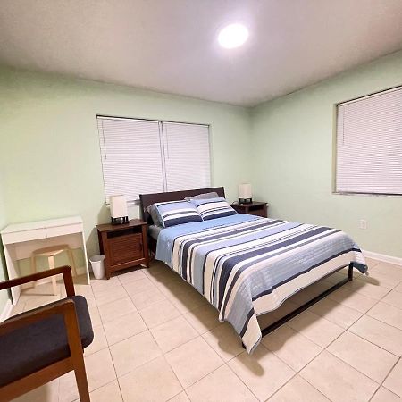 Sunset Charlotte - Home Away From Home พอร์ตชาร์ล็อต ภายนอก รูปภาพ