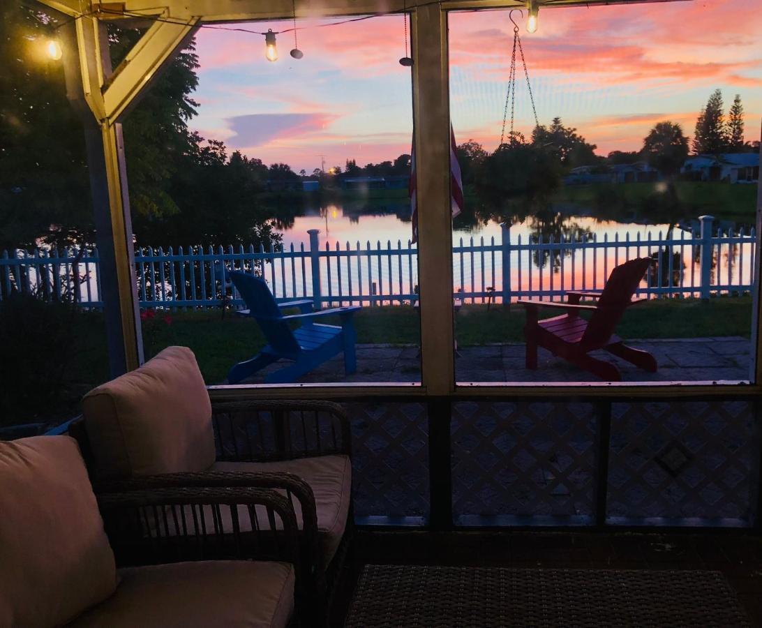 Sunset Charlotte - Home Away From Home พอร์ตชาร์ล็อต ภายนอก รูปภาพ